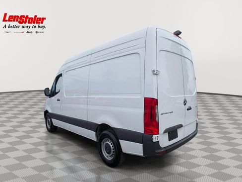 Used 2025 Mercedes-Benz Sprinter 2500 image 3