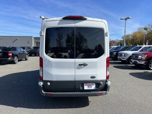 Used 2018 Ford Transit 350 XL image 4