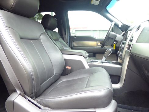 Used 2014 Ford F150 FX4 w/ Equipment Group 402A Luxury AWD/4WD image 14