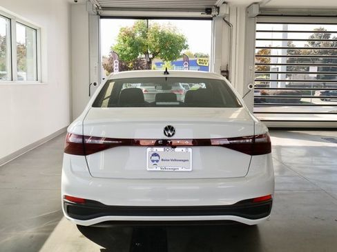 New 2025 Volkswagen Jetta Sport image 5