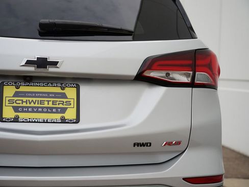 Certified 2022 Chevrolet Equinox RS w/ Infotainment Package image 10