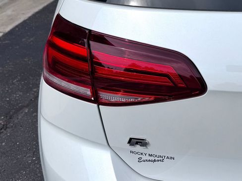 Used 2019 Volkswagen Golf R 4-Door AWD/4WD image 7