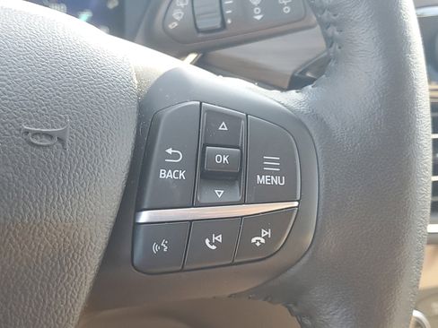 Used 2020 Ford Escape Titanium FWD image 25