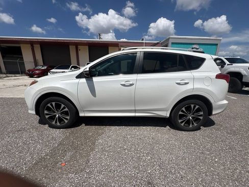 Used 2015 Toyota RAV4 Limited w/ Technology Package FWD image 6