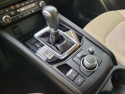 Used 2021 MAZDA CX-5 Touring image 27