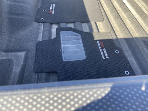 Used 2025 Nissan Frontier PRO-4X w/ Pro Convenience Package image 20