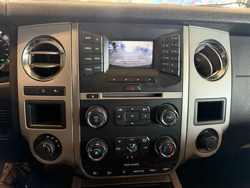 Used 2016 Ford Expedition XLT image 15