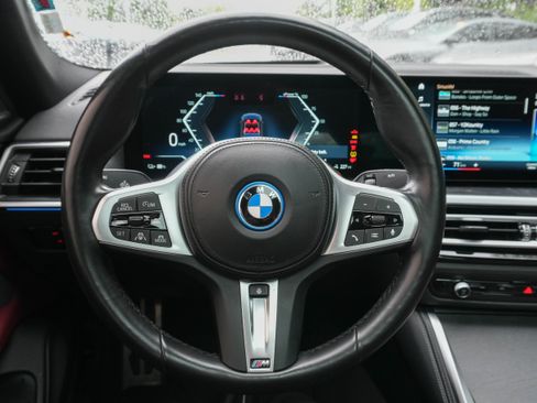 Certified 2023 BMW i4 eDrive40 w/ M Sport Package RWD image 14