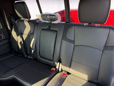 New 2026 RAM 3500 Laramie AWD/4WD image 13