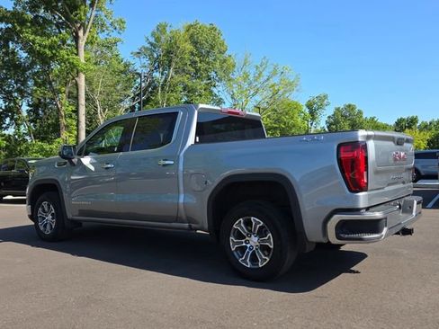 Used 2025 GMC Sierra 1500 SLT AWD/4WD image 3