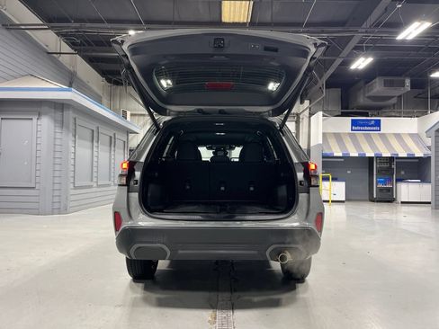 Used 2026 Subaru Forester Limited AWD/4WD image 11