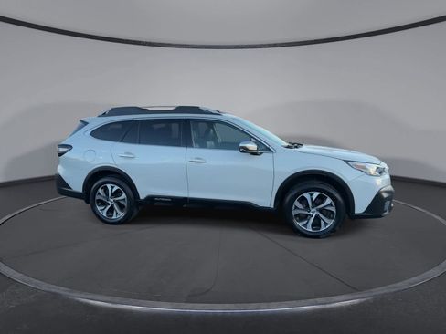 Used 2020 Subaru Outback Touring image 9