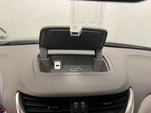 Used 2014 Chevrolet Traverse LT FWD image 42