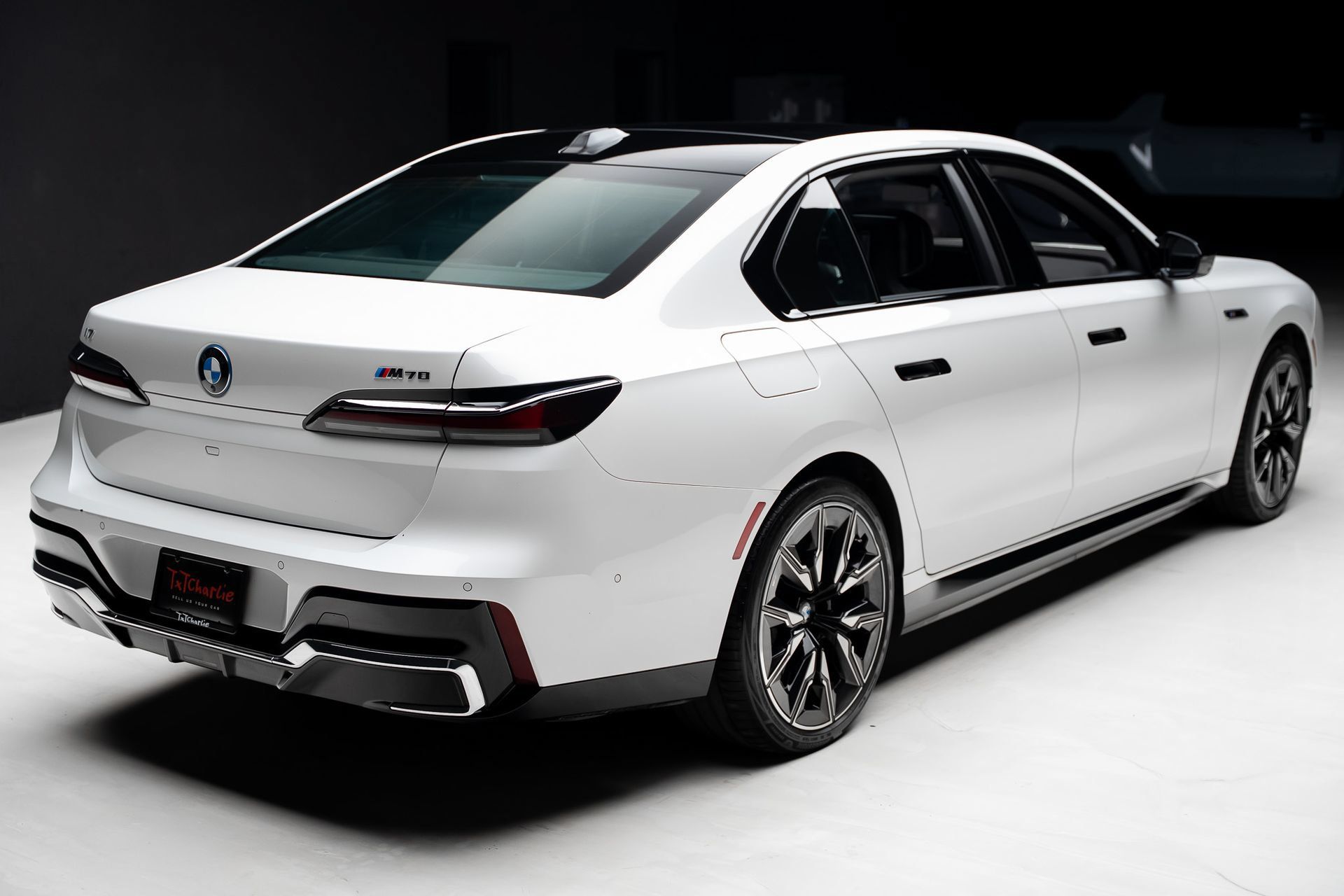 Used 2024 BMW i7 M70 AWD/4WD image 34