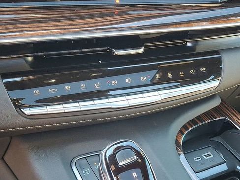 Certified 2024 Cadillac Escalade ESV Premium Luxury image 14