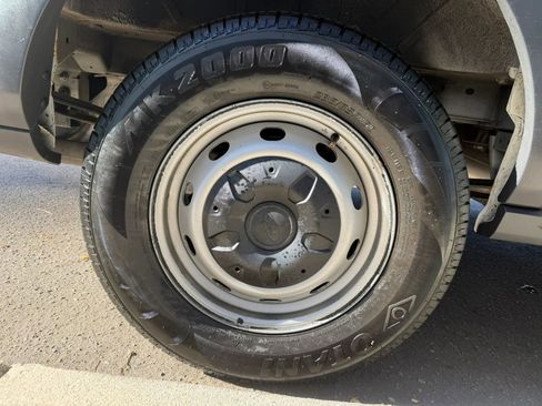 Used 2018 Ford Transit 250 130 Low Roof RWD image 37