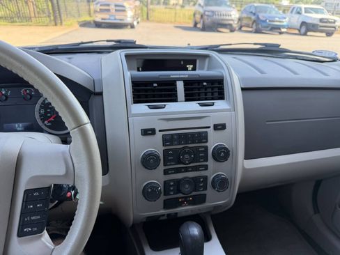 Used 2012 Ford Escape XLT AWD/4WD image 30
