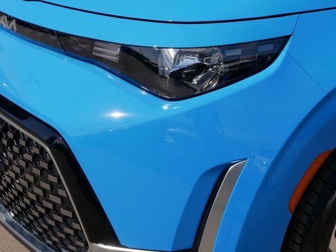 Certified 2025 Kia Soul EX image 16