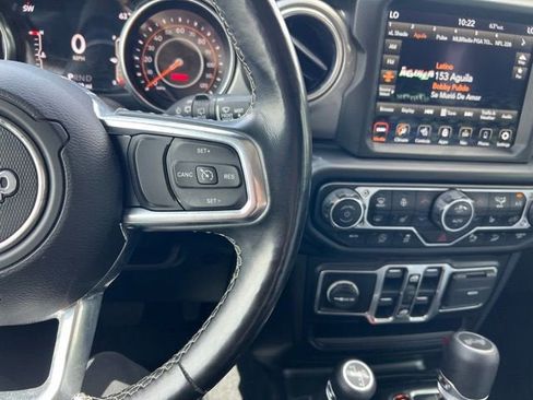 Used 2020 Jeep Wrangler Unlimited Sahara image 13