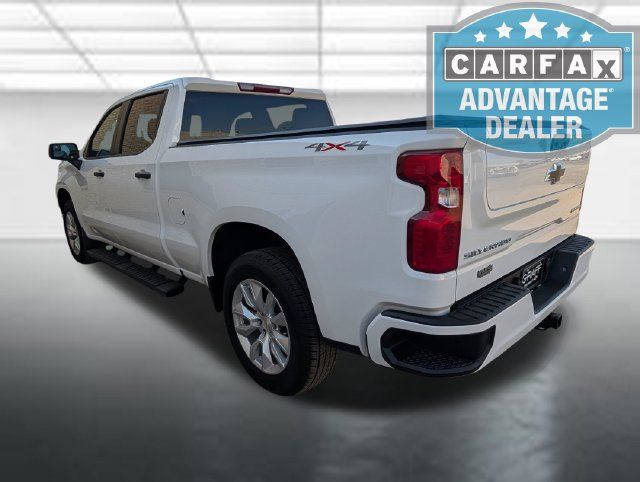 Used 2026 Chevrolet Silverado 1500 Custom AWD/4WD image 2