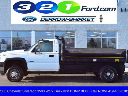 Used 2005 Chevrolet Silverado 3500 W/T w/ Snow Plow Prep Package image 2