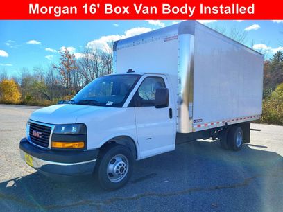 New 2025 GMC Savana 3500 Extended w/ Power Convenience Package