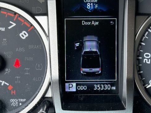 Used 2021 Toyota Tacoma SR5 image 38