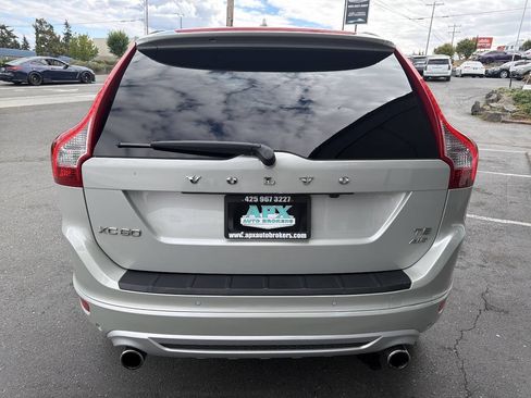 Used 2011 Volvo XC60 T6 AWD/4WD image 5