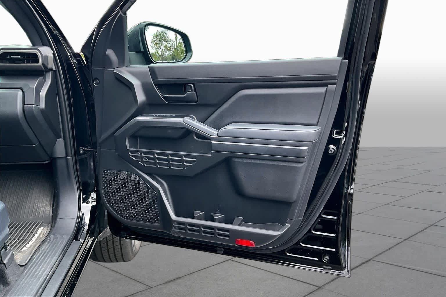 Used 2025 Toyota Tacoma SR RWD image 21