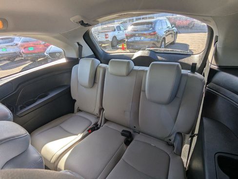 Used 2019 Honda Odyssey EX-L image 14