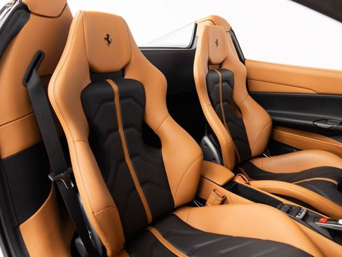 Used 2017 Ferrari 488 Spider RWD image 80