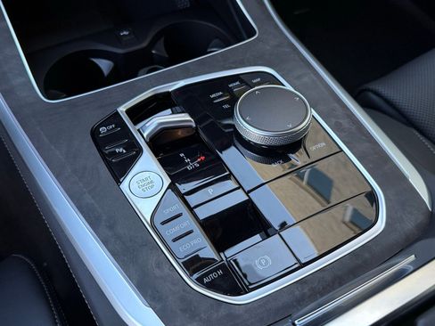 New 2026 BMW X5 sDrive40i image 26