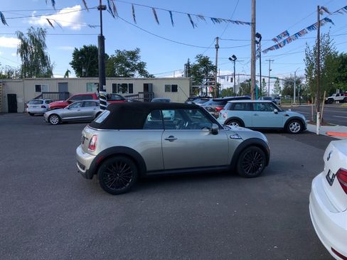 Used 2009 MINI Cooper S FWD image 3