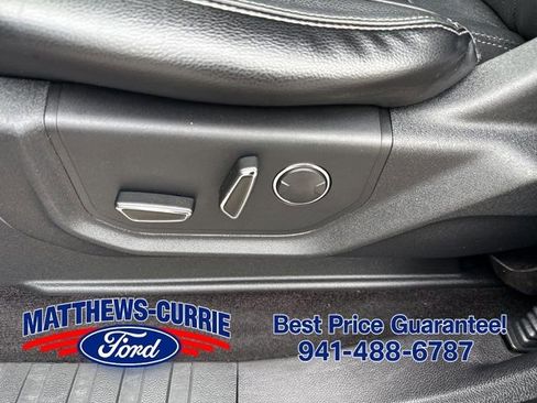 Used 2015 Ford F150 Lariat w/ Equipment Group 502A Luxury AWD/4WD image 11
