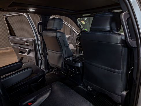 Used 2024 Toyota Sequoia Platinum image 26