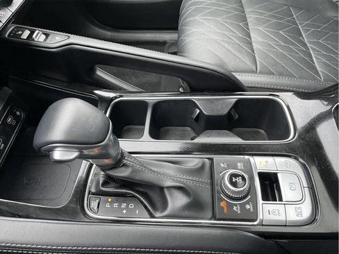 Used 2024 Kia Telluride SX X-Line image 32