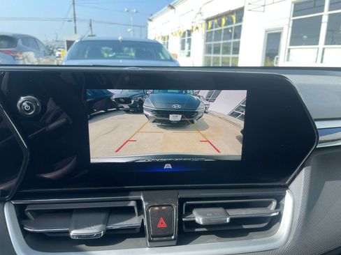 Used 2025 Chevrolet TrailBlazer LT image 17