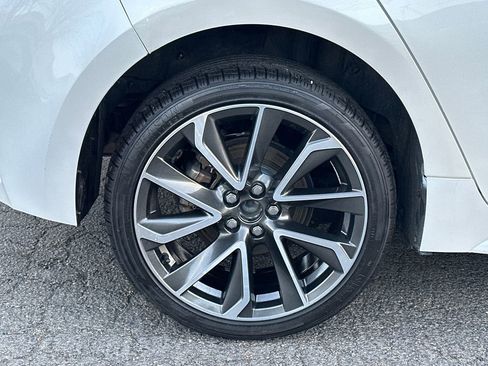 Used 2020 Toyota Corolla XSE image 9