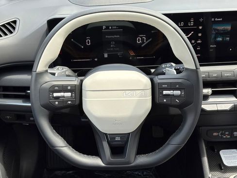 New 2026 Kia K4 EX FWD image 31