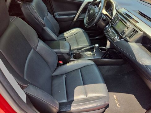 Used 2015 Toyota RAV4 Limited w/ Technology Package AWD/4WD image 29