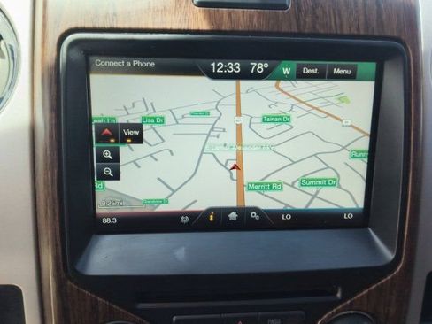 Used 2014 Ford F150 Lariat w/ Equipment Group 502A Luxury AWD/4WD image 16