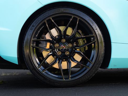 Used 2025 Chevrolet Corvette Z06 RWD image 16