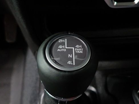 New 2024 Jeep Wrangler Unlimited Sahara w/ Technology Group AWD/4WD image 27