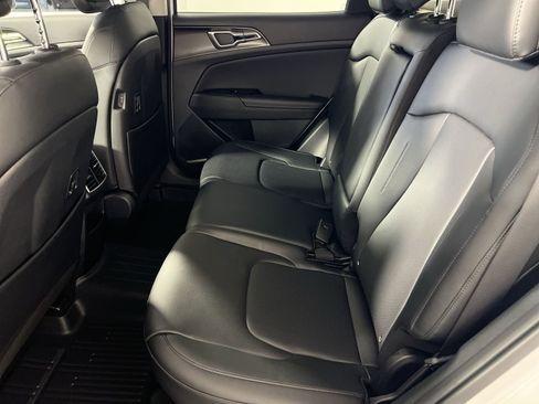 Used 2024 Kia Sportage EX FWD image 20