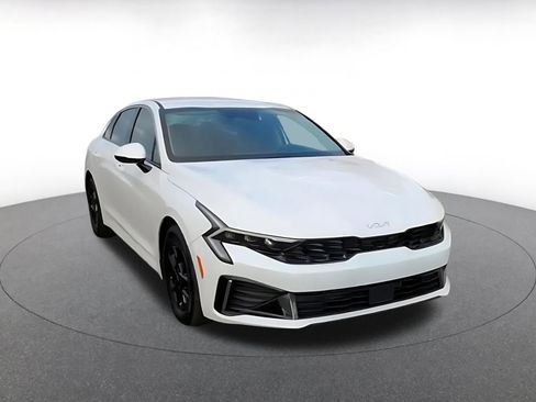 Used 2025 Kia K5 LXS image 3