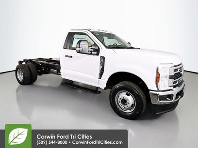 New 2025 Ford F350 XL w/ XL Chrome Package