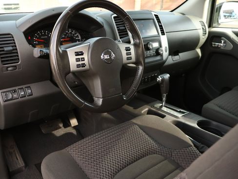 Used 2019 Nissan Frontier SV w/ Value Truck Package image 2