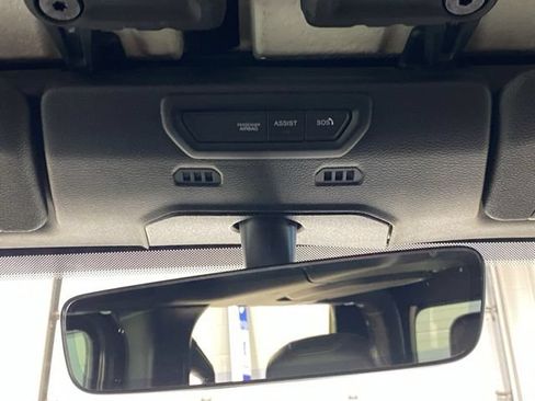 Used 2022 Jeep Gladiator Mojave w/ Cold Weather Group AWD/4WD image 3