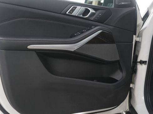 Used 2024 BMW X5 xDrive40i image 20