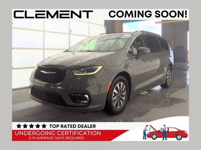 Used 2021 Chrysler Pacifica Touring-L